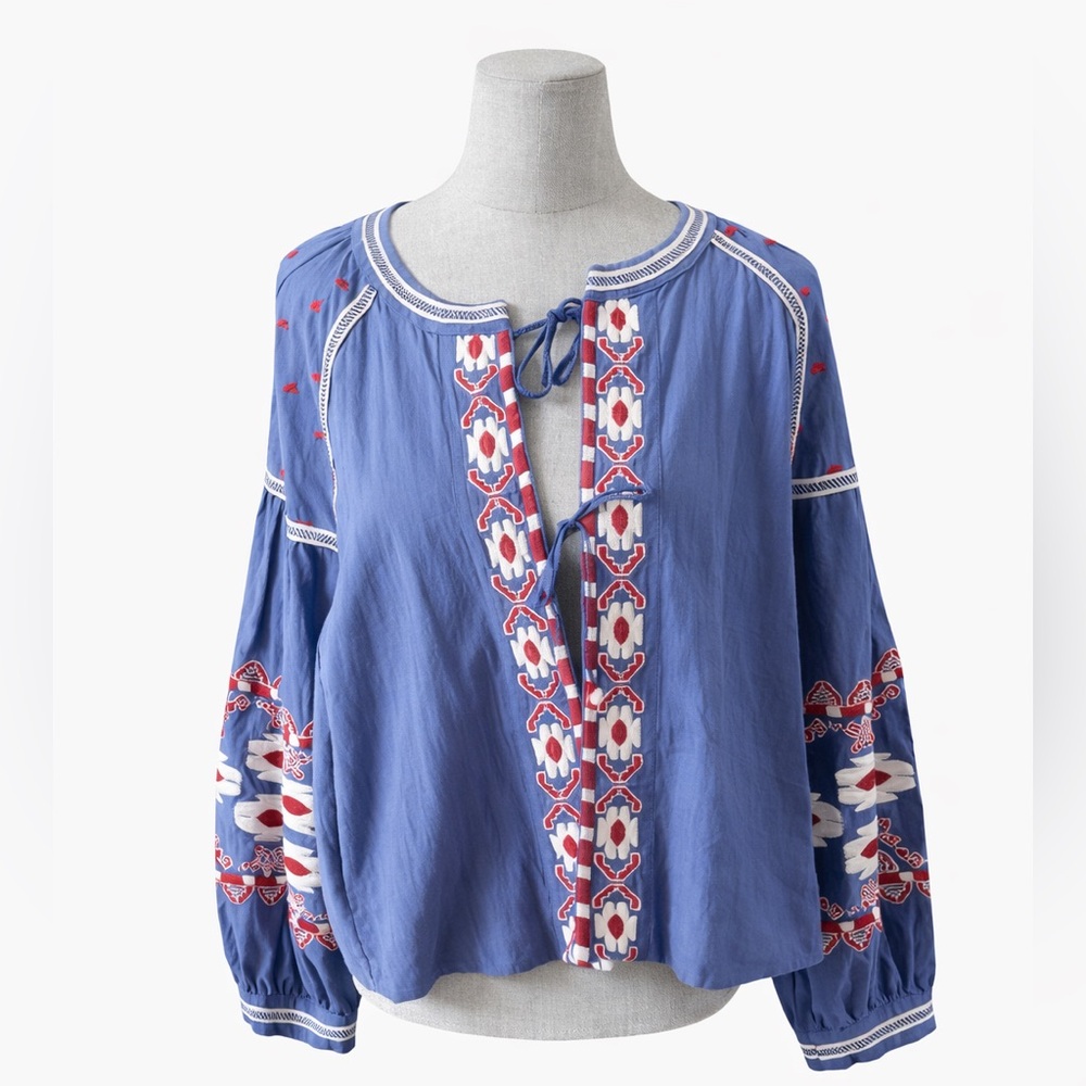 NWT RD & Koko Blue Embroidered Boho Peasant Blouse Size L